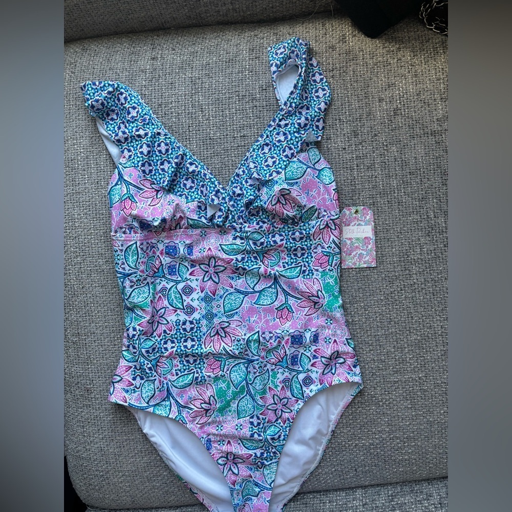 BNWT Stella Parker Swimsuit – Size L!